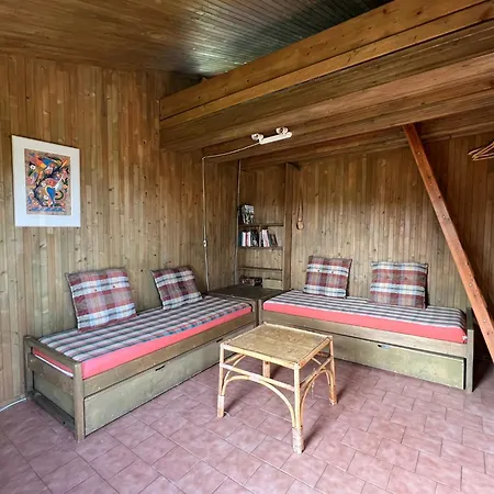 Ferienhaus Na Podhorci Frýdštejn
